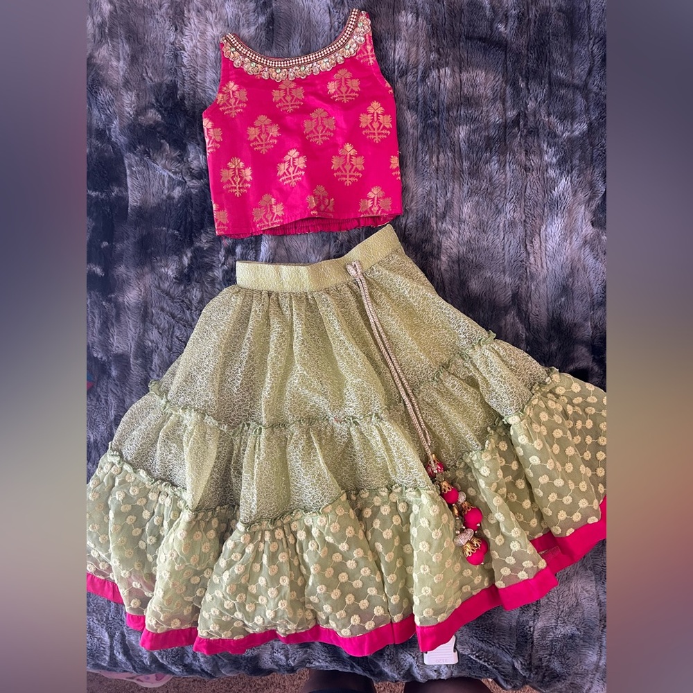 Indian little girls outfit